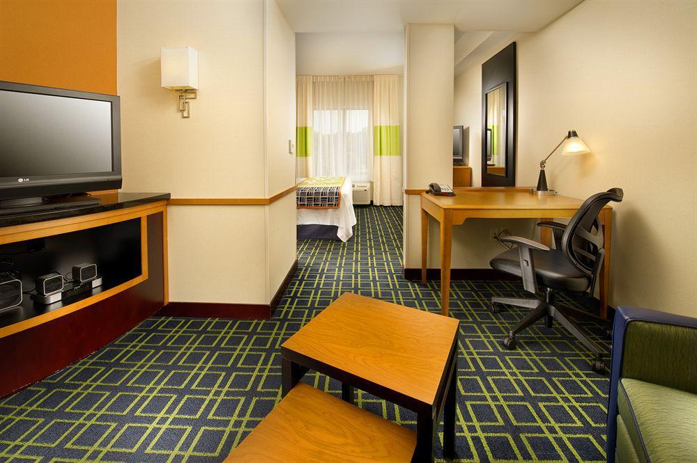 Fairfield Inn & Suites Chattanooga I-24/Lookout Mountain Room photo