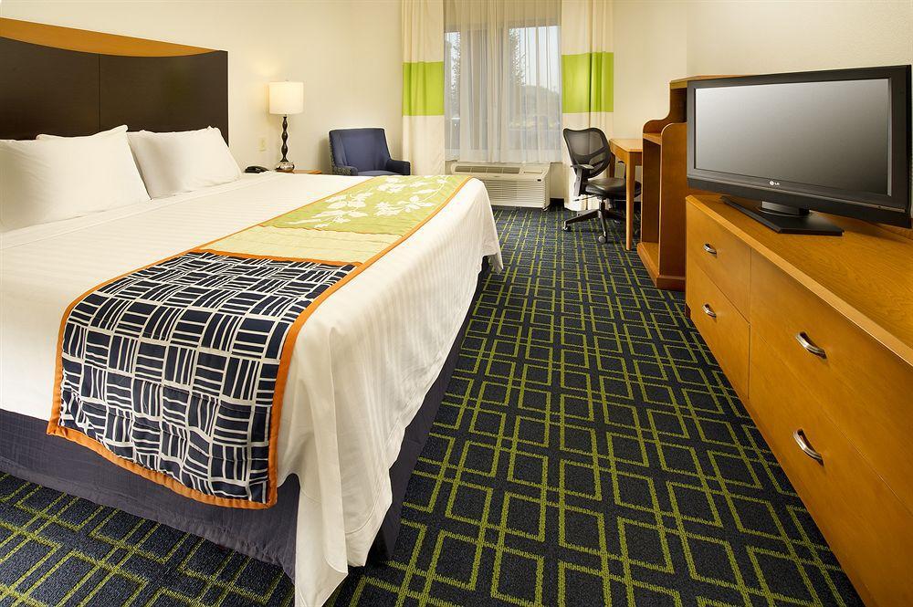 Fairfield Inn & Suites Chattanooga I-24/Lookout Mountain Room photo